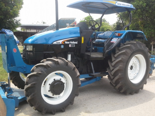 ขายนิวฮอแลน TS 90 กรองใหญ่่ ด้นหน้าหางสาม เอกสารเล่มทะเบียน ขายนิวฮอแลน TS 90 กรองใหญ่่ ด้นหน้าหางสาม เอกสารเล่มทะเบียน