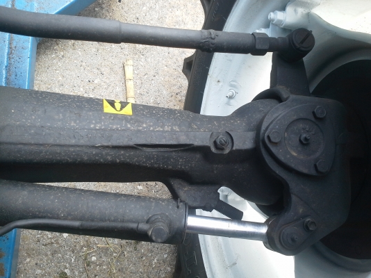 ขายนิวฮอแลน TS 90 กรองใหญ่่ ด้นหน้าหางสาม เอกสารเล่มทะเบียน ขายนิวฮอแลน TS 90 กรองใหญ่่ ด้นหน้าหางสาม เอกสารเล่มทะเบียน