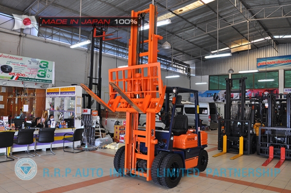 ขายรถโฟล์คลิฟท์มือสอง TOYOTA รุ่น 5FD25-62760 นำเข้าจากประเทศญี่ปุ่น 100\% ไม่เคยใช้งานในไทย