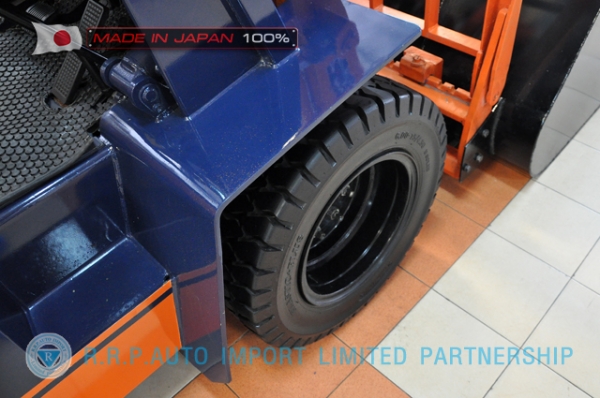 ขายรถโฟล์คลิฟท์มือสอง TOYOTA รุ่น 5FD25-62760 นำเข้าจากประเทศญี่ปุ่น 100\% ไม่เคยใช้งานในไทย