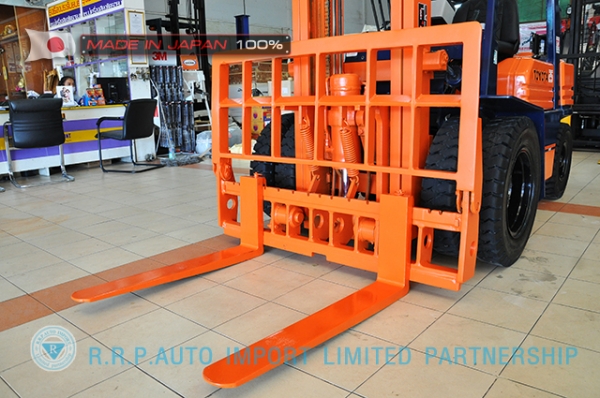 ขายรถโฟล์คลิฟท์มือสอง TOYOTA รุ่น 5FD25-62760 นำเข้าจากประเทศญี่ปุ่น 100\% ไม่เคยใช้งานในไทย