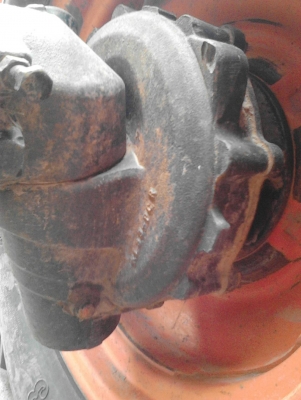 รถไถ 34 แรง เอกสารครบ   อุปกร 2 ชิ้น   ผานหน้ +ผานหลัง   พร้อมใช้ราคาเบา ฯฯฯ  157000  บาท   วันทูคอล 098 668-3479 dtac 094 283-9369 สิทธิ์ คับ