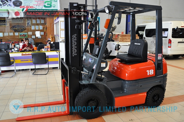 ขายรถโฟล์คลิฟท์มือสอง TOYOTA รุ่น 6FG18-12529 นำเข้าจากประเทศญี่ปุ่น 100\% ไม่เคยใช้งานในไทย