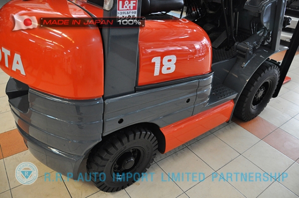 ขายรถโฟล์คลิฟท์มือสอง TOYOTA รุ่น 6FG18-12529 นำเข้าจากประเทศญี่ปุ่น 100\% ไม่เคยใช้งานในไทย