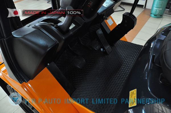 ขายรถโฟล์คลิฟท์มือสอง TOYOTA รุ่น 7FG20-21270 นำเข้าจากประเทศญี่ปุ่น 100\% ไม่เคยใช้งานในไทย