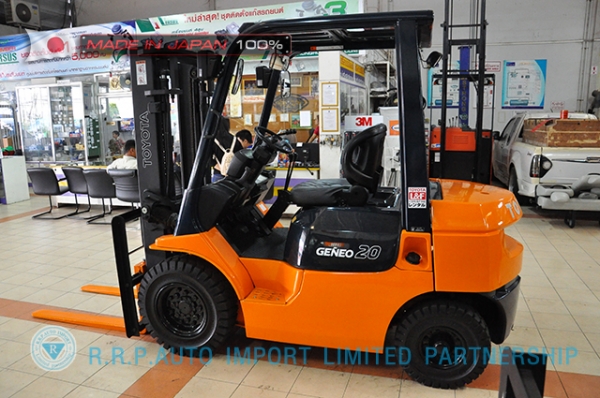 ขายรถโฟล์คลิฟท์มือสอง TOYOTA รุ่น 7FG20-21270 นำเข้าจากประเทศญี่ปุ่น 100\% ไม่เคยใช้งานในไทย