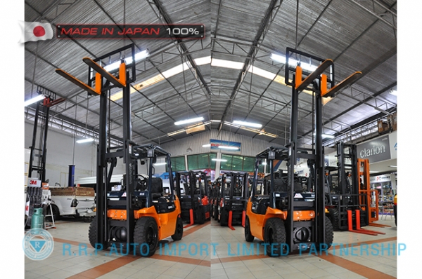 ขายรถโฟล์คลิฟท์มือสอง TOYOTA รุ่น 7FG20-21270 นำเข้าจากประเทศญี่ปุ่น 100\% ไม่เคยใช้งานในไทย