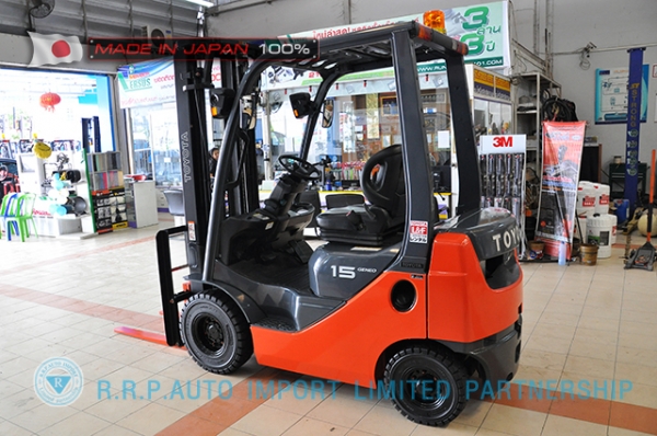 ขายรถโฟล์คลิฟท์มือสอง TOYOTA รุ่น 8FG15-13765 นำเข้าจากประเทศญี่ปุ่น 100\% ไม่เคยใช้งานในไทย