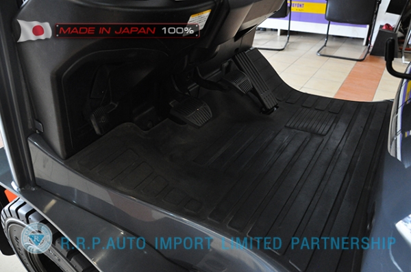 ขายรถโฟล์คลิฟท์มือสอง TOYOTA รุ่น 8FG15-13765 นำเข้าจากประเทศญี่ปุ่น 100\% ไม่เคยใช้งานในไทย