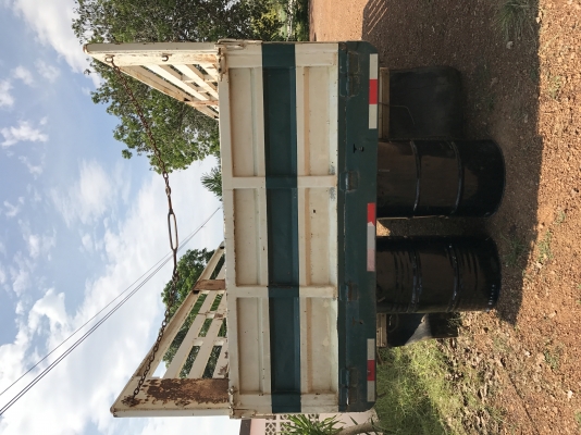 กระบะไม่ดั้ม