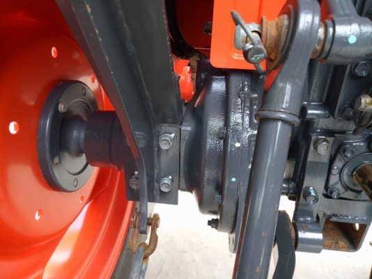 คูโบต้า L3608SP 4 WD  พร้อมใบมีดตราช้าง ตัดหญ้าใหม่ สีเดิมๆ 100 เปอร์เซ็น