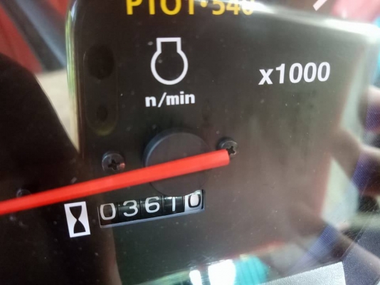 คูโบต้า L3608SP 4 WD  พร้อมใบมีดตราช้าง ตัดหญ้าใหม่ สีเดิมๆ 100 เปอร์เซ็น