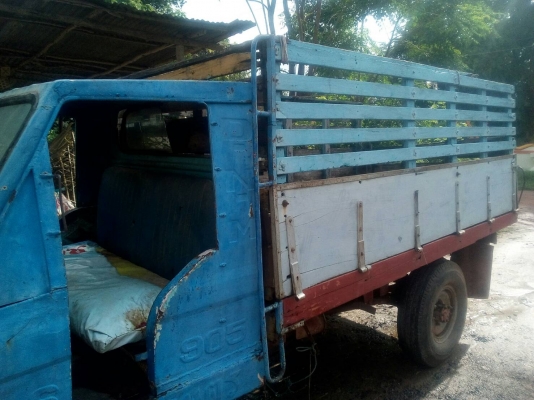 ขายด่วนลดสุดๆ อีแต๋นหัวยาว เครื่อง ISUZU 74 แรงม้าคัดซีส์ หน้า 4 เพลาลอย แหนบสองชั้น ขายด่วนลดสุดๆ อีแต๋นหัวยาว เครื่อง ISUZU 74 แรงม้าคัดซีส์ หน้า 4 เพลาลอย แหนบสองชั้น