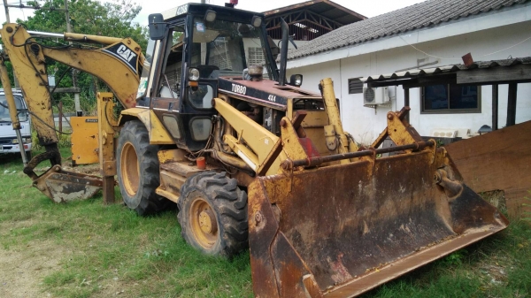 ขายด่วนรถหน้าตักหลังขุด CAT=42BB  รถสวย มีตู้แอร์ เอกสารพร้อม