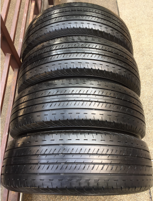 ยาง Bridgestone 215 65 16 ปี15 ดอกเต็ม ไม่มีปะ ราคาไม่แพง