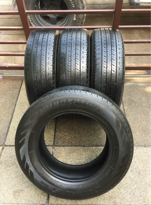 ยาง Bridgestone 215 65 16 ปี15 ดอกเต็ม ไม่มีปะ ราคาไม่แพง