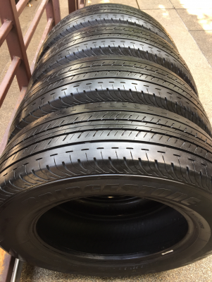 ยาง Bridgestone 215 65 16 ปี15 ดอกเต็ม ไม่มีปะ ราคาไม่แพง