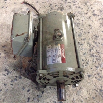 มอเตอร์ 2 HP ไฟบ้าน 220v สวยๆ มอเตอร์ 2 HP ไฟบ้าน 220v สวยๆ