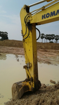 KOMATSU PC200-8 รถพร้อมใช้9000กว่าชั่วโมง