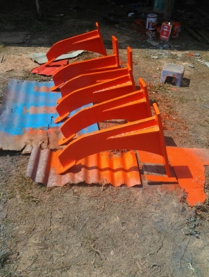 ขายลิเปอร์ (ขาขูดหญ้าในร่องอ้อย) และคาดสัปปริงใช้ร่วมกับลิปเปอร์(หนวดกุ้ง) ขายลิเปอร์ (ขาขูดหญ้าในร่องอ้อย) และคาดสัปปริงใช้ร่วมกับลิปเปอร์(หนวดกุ้ง)