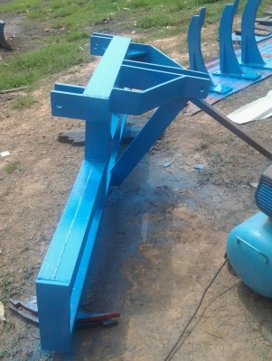 ขายลิเปอร์ (ขาขูดหญ้าในร่องอ้อย) และคาดสัปปริงใช้ร่วมกับลิปเปอร์(หนวดกุ้ง) ขายลิเปอร์ (ขาขูดหญ้าในร่องอ้อย) และคาดสัปปริงใช้ร่วมกับลิปเปอร์(หนวดกุ้ง)