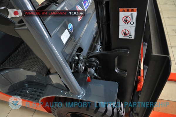 ขายรถโฟล์คลิฟท์มือสอง TOYOTA รุ่น 8FGL15-35897 นำเข้าจากประเทศญี่ปุ่น 100\% ไม่เคยใช้งานในไทย