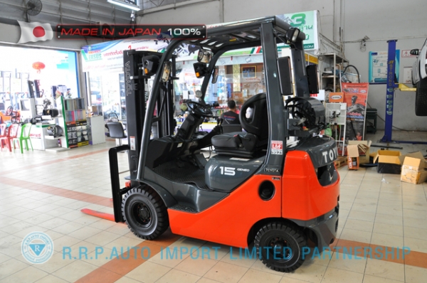 ขายรถโฟล์คลิฟท์มือสอง TOYOTA รุ่น 8FGL15-35897 นำเข้าจากประเทศญี่ปุ่น 100\% ไม่เคยใช้งานในไทย