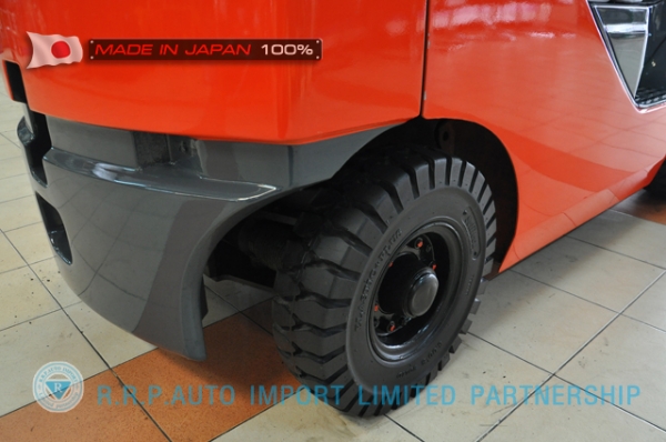 ขายรถโฟล์คลิฟท์มือสอง TOYOTA รุ่น 8FGL15-35897 นำเข้าจากประเทศญี่ปุ่น 100\% ไม่เคยใช้งานในไทย