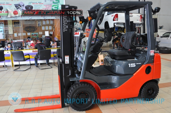 ขายรถโฟล์คลิฟท์มือสอง TOYOTA รุ่น 8FGL15-35897 นำเข้าจากประเทศญี่ปุ่น 100\% ไม่เคยใช้งานในไทย