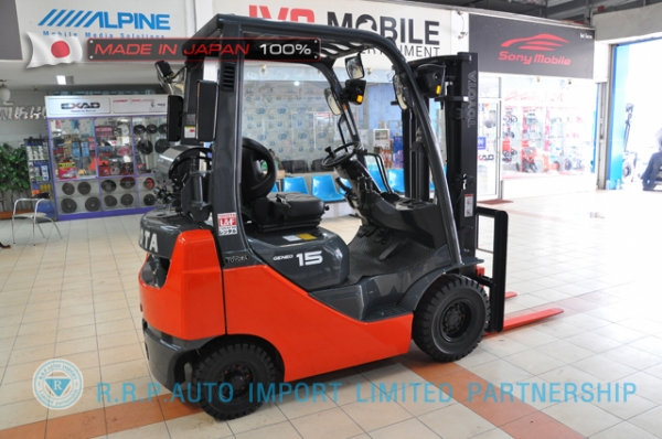 ขายรถโฟล์คลิฟท์มือสอง TOYOTA รุ่น 8FGL15-35897 นำเข้าจากประเทศญี่ปุ่น 100\% ไม่เคยใช้งานในไทย