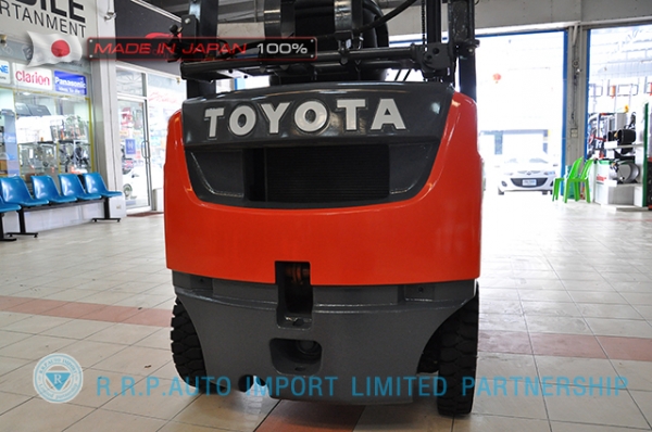 ขายรถโฟล์คลิฟท์มือสอง TOYOTA รุ่น 8FG15-13266 นำเข้าจากประเทศญี่ปุ่น 100\% ไม่เคยใช้งานในไทย