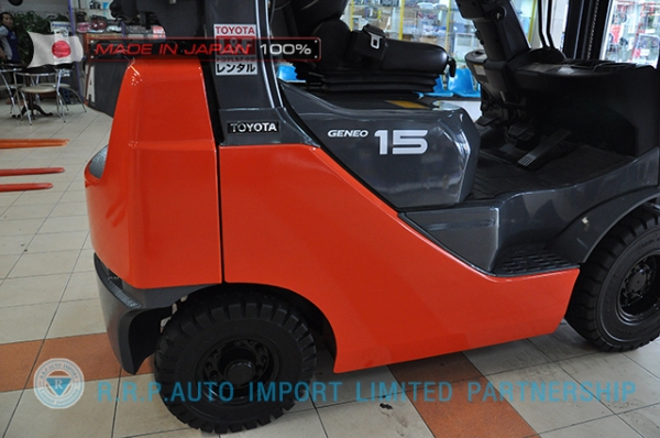 ขายรถโฟล์คลิฟท์มือสอง TOYOTA รุ่น 8FG15-13266 นำเข้าจากประเทศญี่ปุ่น 100\% ไม่เคยใช้งานในไทย