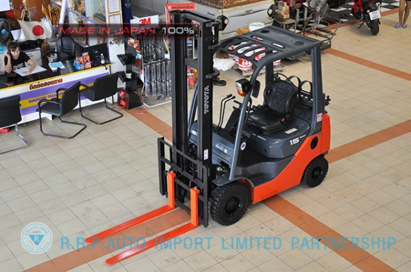 ขายรถโฟล์คลิฟท์มือสอง TOYOTA รุ่น 8FG15-13266 นำเข้าจากประเทศญี่ปุ่น 100\% ไม่เคยใช้งานในไทย