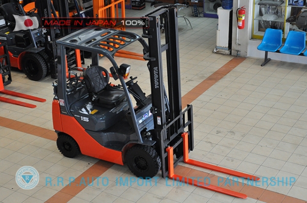 ขายรถโฟล์คลิฟท์มือสอง TOYOTA รุ่น 8FG15-13266 นำเข้าจากประเทศญี่ปุ่น 100\% ไม่เคยใช้งานในไทย