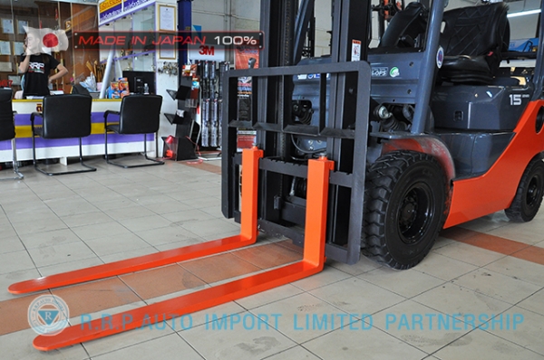 ขายรถโฟล์คลิฟท์มือสอง TOYOTA รุ่น 8FG15-13266 นำเข้าจากประเทศญี่ปุ่น 100\% ไม่เคยใช้งานในไทย