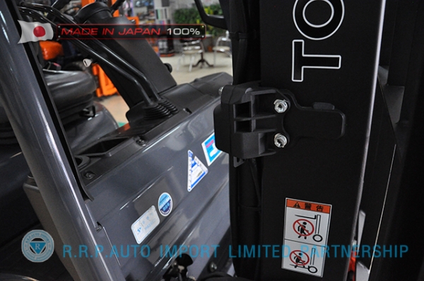 ขายรถโฟล์คลิฟท์มือสอง TOYOTA รุ่น 8FD15-33144 นำเข้าจากประเทศญี่ปุ่น 100\% ไม่เคยใช้งานในไทย