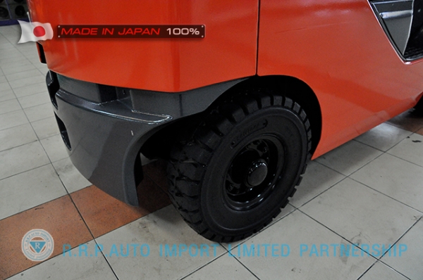 ขายรถโฟล์คลิฟท์มือสอง TOYOTA รุ่น 8FD15-33144 นำเข้าจากประเทศญี่ปุ่น 100\% ไม่เคยใช้งานในไทย