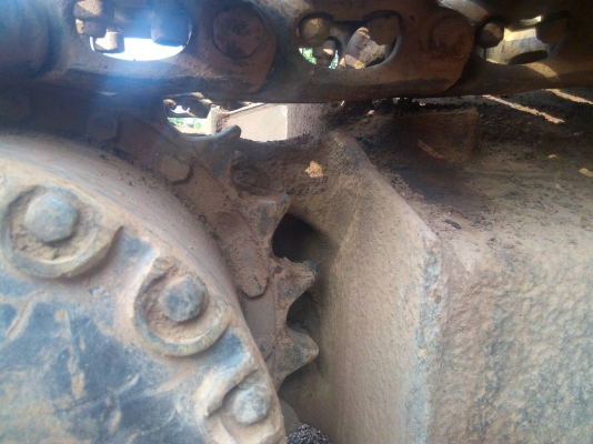 ขายรถขุดแบ็คโฮKOMATSU PC 200-5 เครื่อง 6BD เทอร์โบ เอกสารชื้อขาย 370,000บ. สนใจ 0835601591 หรือ 0903494058