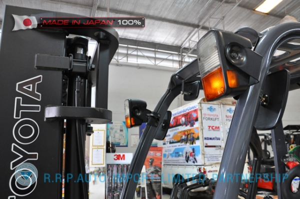 ขายรถโฟล์คลิฟท์มือสอง TOYOTA รุ่น 8FD20-14873 นำเข้าจากประเทศญี่ปุ่น 100\% ไม่เคยใช้งานในไทย