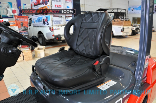 ขายรถโฟล์คลิฟท์มือสอง TOYOTA รุ่น 8FD20-12641 นำเข้าจากประเทศญี่ปุ่น 100\% ไม่เคยใช้งานในไทย