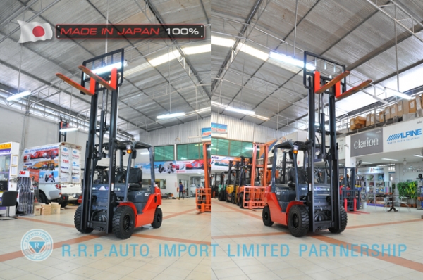 ขายรถโฟล์คลิฟท์มือสอง TOYOTA รุ่น 8FD20-12641 นำเข้าจากประเทศญี่ปุ่น 100\% ไม่เคยใช้งานในไทย