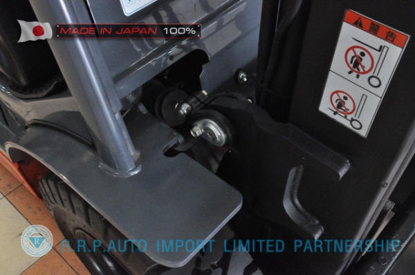 ขายรถโฟล์คลิฟท์มือสอง TOYOTA รุ่น 8FG25-11353 นำเข้าจากประเทศญี่ปุ่น 100\% ไม่เคยใช้งานในไทย