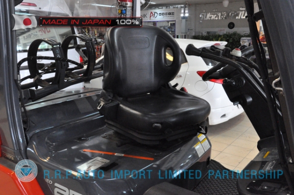 ขายรถโฟล์คลิฟท์มือสอง TOYOTA รุ่น 8FG25-11353 นำเข้าจากประเทศญี่ปุ่น 100\% ไม่เคยใช้งานในไทย