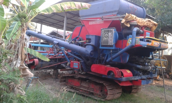 ขายรถเกี่ยวข้าว