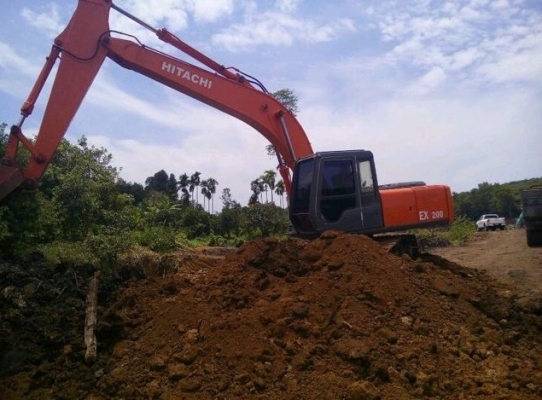 ขาย!! >>> Hitachi Ex200 <<< เบอร์ติดต่อ 098-7155789
