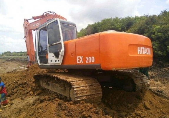 ขาย!! >>> Hitachi Ex200 <<< เบอร์ติดต่อ 098-7155789