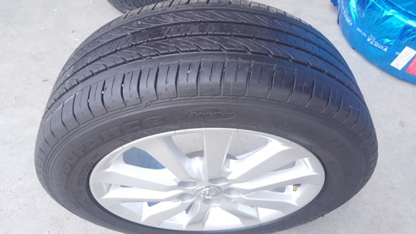 ขายล้อTOYOTA Alti ขอบ16ยางปี15 4 ล้อ