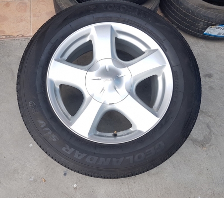 ขายล้อISUZU V Cross17 ยาง225/65/17 ปี 14 4 ล้อ