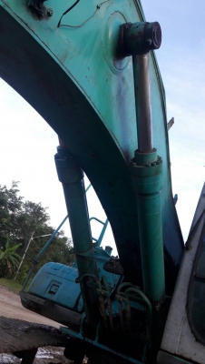 แมคโค KOBELCO มาร์ค 6 sk200