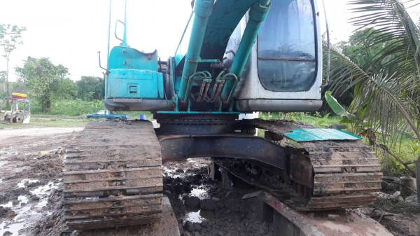 แมคโค KOBELCO มาร์ค 6 sk200